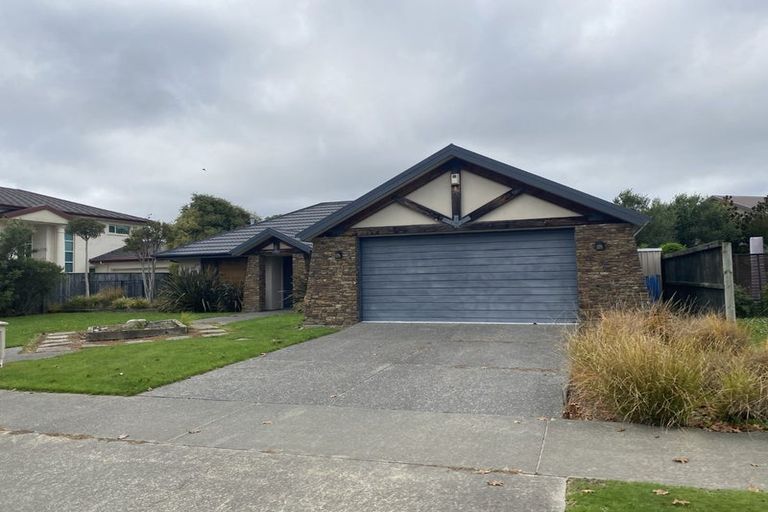 Photo of property in 11 Annaby Drive, Northwood, Christchurch, 8051