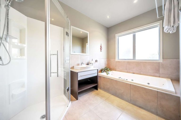 Photo of property in 40 Breaksea Street, Te Anau, 9600