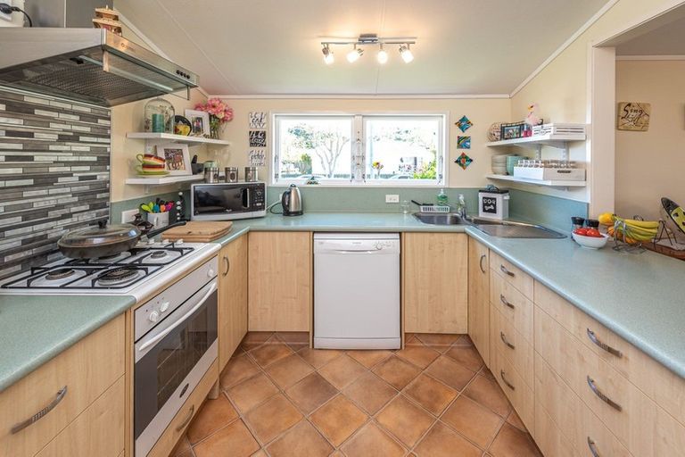 Photo of property in 14 Massey Street, Aramoho, Whanganui, 4500