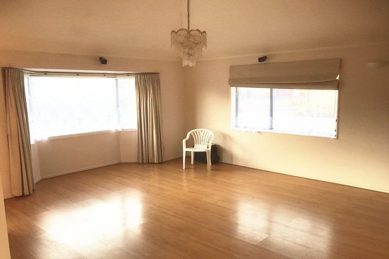 Photo of property in 31 Lemonwood Place, The Gardens, Auckland, 2105