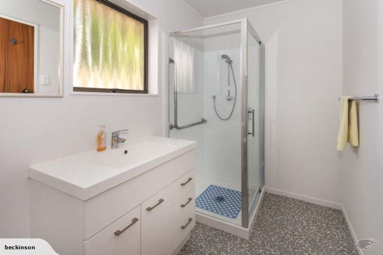 Photo of property in 2/23 Roulston Street, Pukekohe, 2120