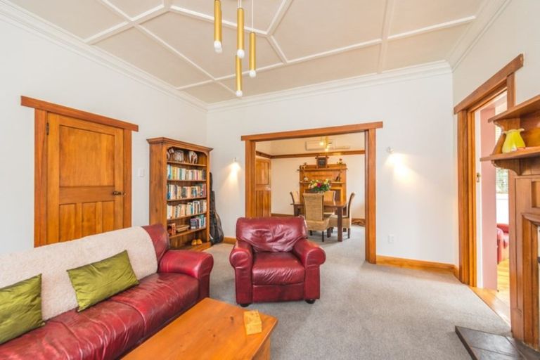 Photo of property in 12 Cambridge Street, Gonville, Whanganui, 4501