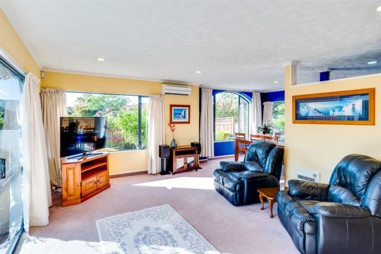 Photo of property in 9 Belgrave Place, Taradale, Napier, 4112