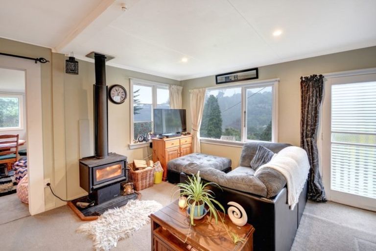 Photo of property in 4 Solar Terrace, Broad Bay, Dunedin, 9014