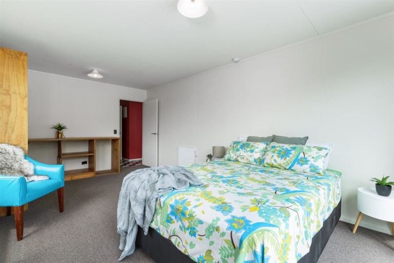 Photo of property in 1 Alpha Close, Wanaka, 9305