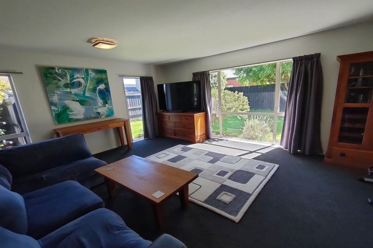 Photo of property in 6 Rawei Place, Harewood, Christchurch, 8051
