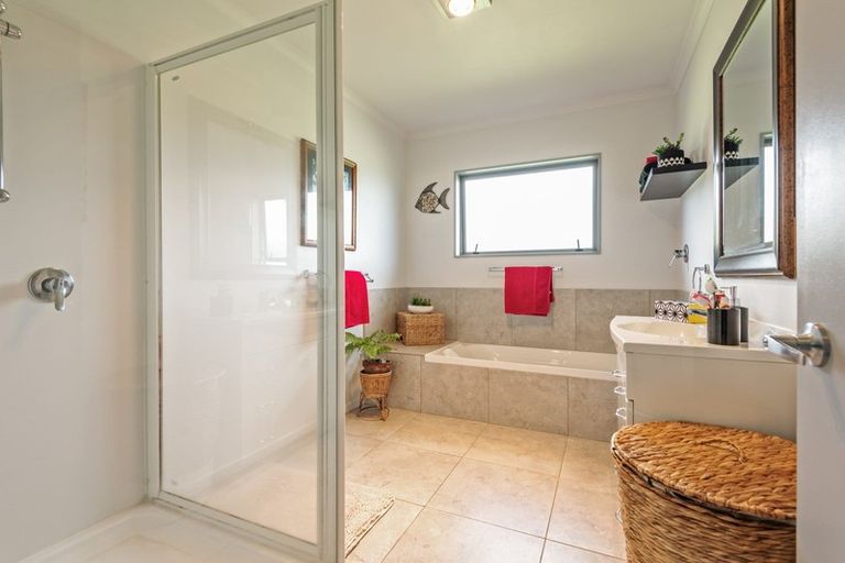 Photo of property in 10 Angus Lane, Tokomaru, Palmerston North, 4474