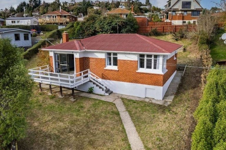 Photo of property in 489 Kaikorai Valley Road, Bradford, Dunedin, 9011