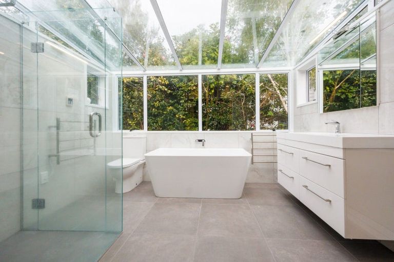 Photo of property in 3 Worsfold Lane, Terrace End, Palmerston North, 4410