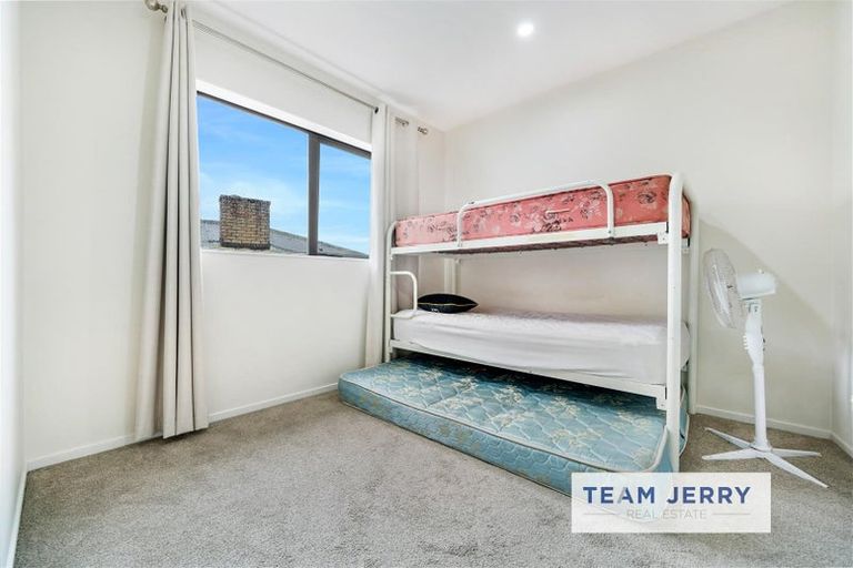 Photo of property in 15b William Avenue, Manurewa, Auckland, 2102