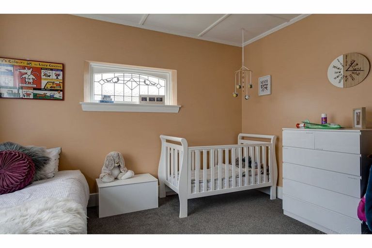 Photo of property in 61 Avenue Road, West End, Timaru, 7910