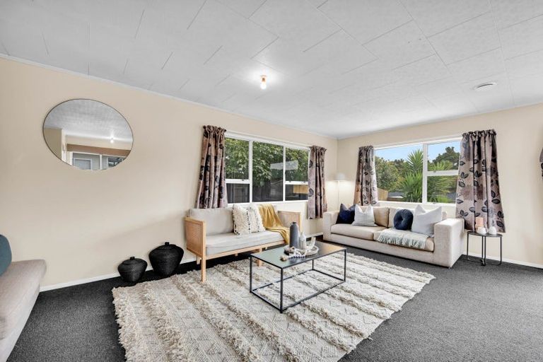 Photo of property in 8a Windlesham Place, Wakefield, 7025