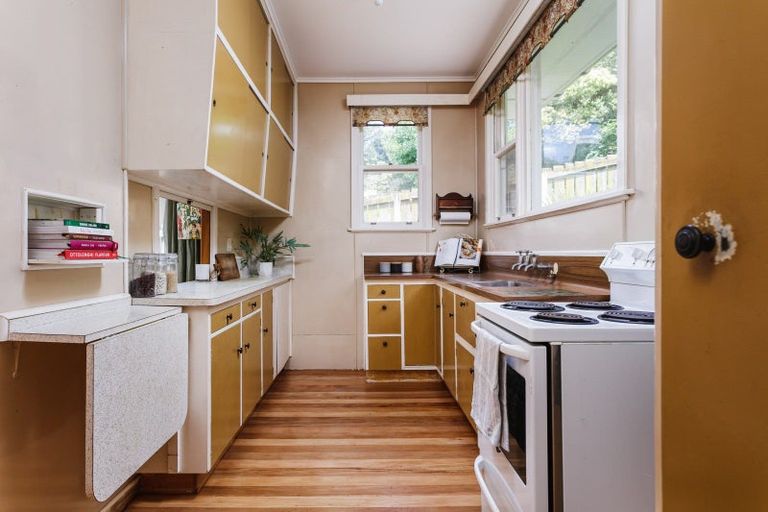 Photo of property in 13 Seddon Crescent, Whataupoko, Gisborne, 4010