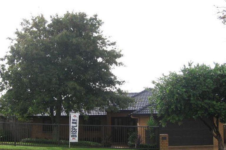 Photo of property in 131a Sturges Road, Henderson, Auckland, 0612