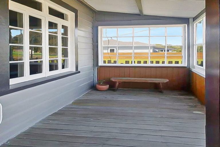 Photo of property in 10 Rira Street, Marton, 4710