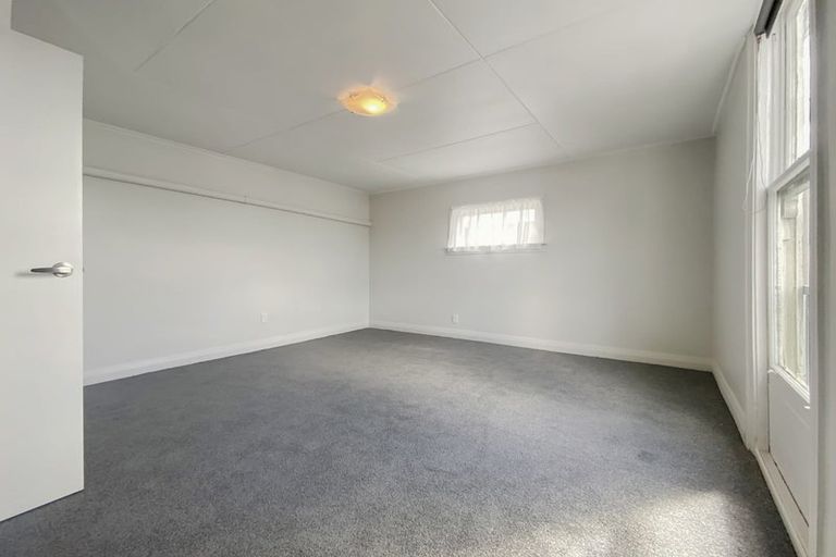Photo of property in 60 Wilson Street, Newtown, Wellington, 6021