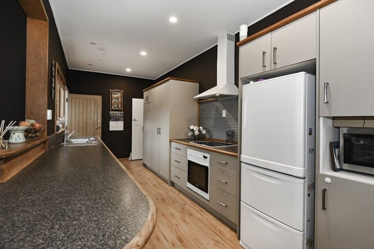 Photo of property in 112 Murdoch Road West, Raureka, Hastings, 4120