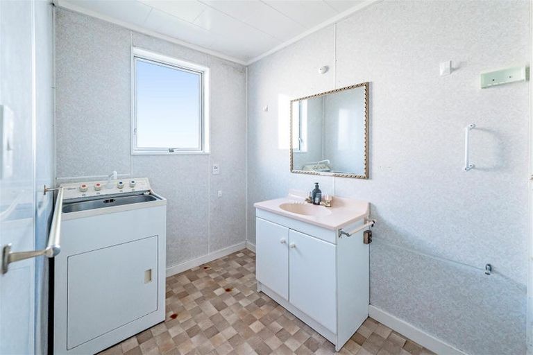 Photo of property in 3/17 Hills Road, Edgeware, Christchurch, 8013