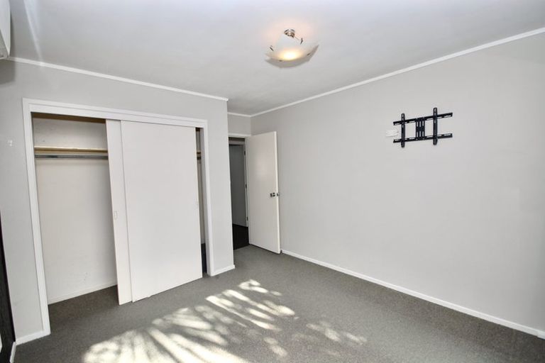 Photo of property in 2/47 Flaxdale Street, Birkdale, Auckland, 0626