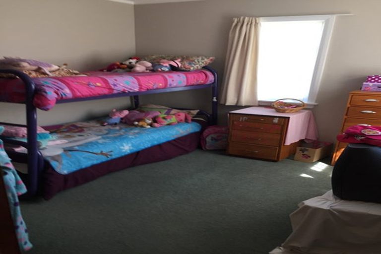 Photo of property in 13 Hinton Road, Taradale, Napier, 4112