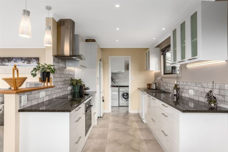 Photo of property in 9 Moki Street, Titahi Bay, Porirua, 5022