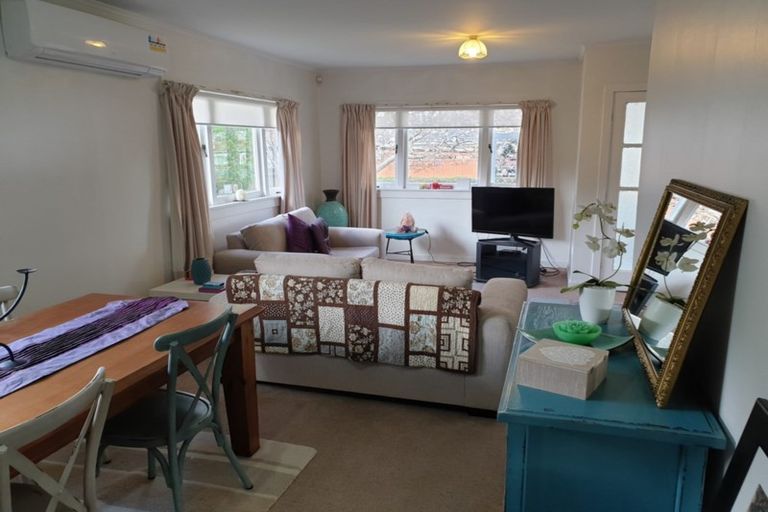 Photo of property in 1/93 Beach Road, Pahurehure, Papakura, 2113