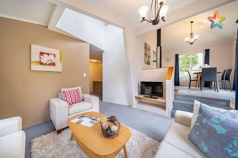 Photo of property in 117 Tirohanga Road, Tirohanga, Lower Hutt, 5010