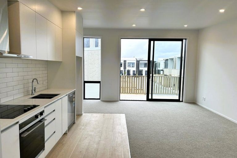 Photo of property in 13 Kamahi Place, Paraparaumu, 5032