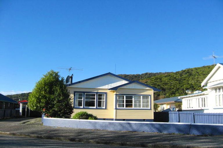 Photo of property in 3 Winnie Street, Greymouth, 7805