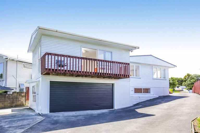 Photo of property in 11 Dickey Street, New Windsor, Auckland, 0600