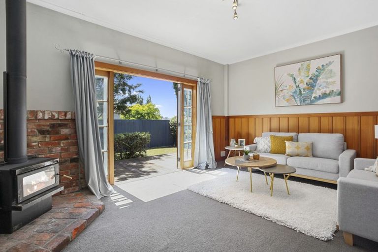 Photo of property in 699 Main North Road, Belfast, Christchurch, 8051