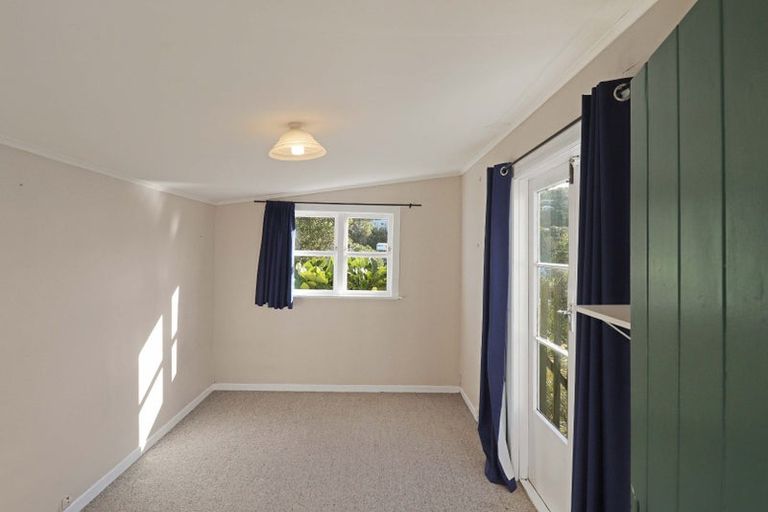 Photo of property in 24 Lincoln Street, Brooklyn, Wellington, 6021