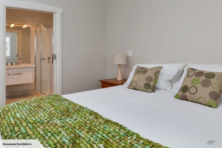 Photo of property in 25 Colombo Road, Waiuku, 2123