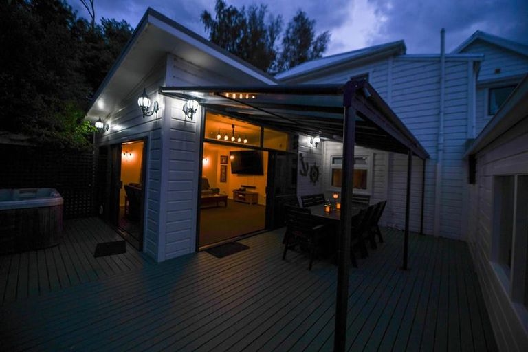 Photo of property in 301 Kaitangata Highway, Stirling, 9231