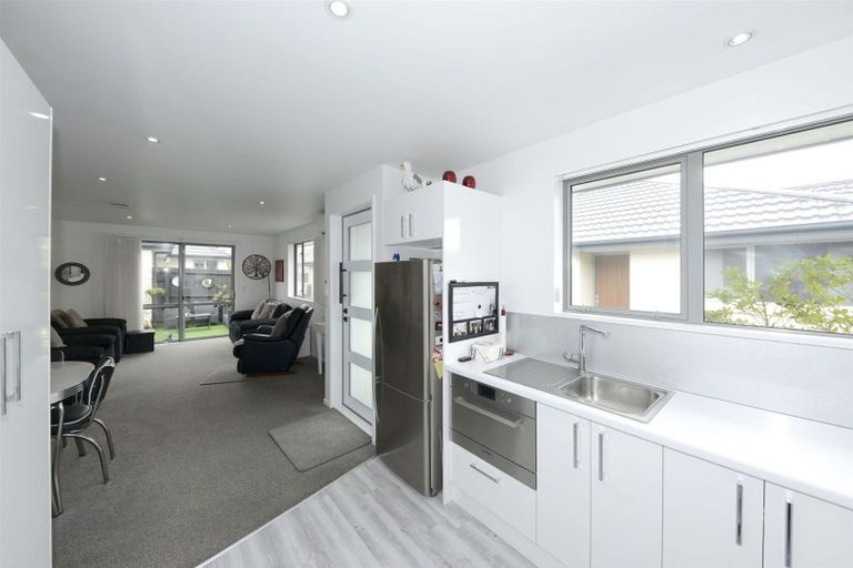 Photo of property in 14 Leaver Terrace, North New Brighton, Christchurch, 8083