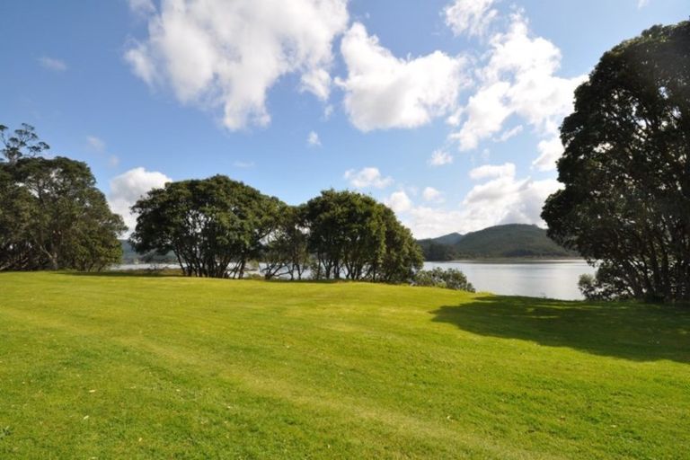 Photo of property in 71 Tangiteroria Lane, Pauanui, Hikuai, 3579