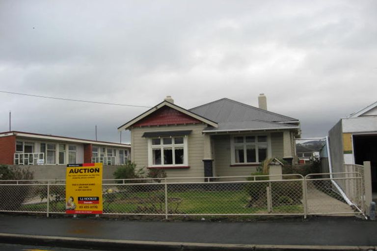 Photo of property in 202 Bay View Road, South Dunedin, Dunedin, 9012