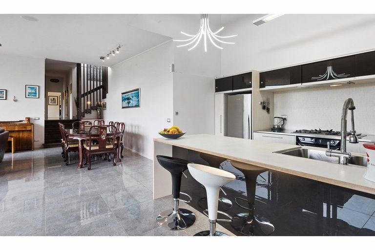 Photo of property in 25 Glen Bruce Place, Ngararatunua, Whangarei, 0176