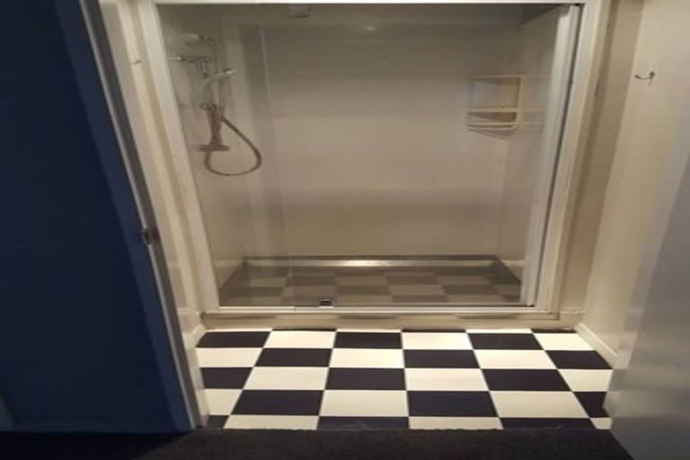 Photo of property in 18a Woodstock Place, Russley, Christchurch, 8042