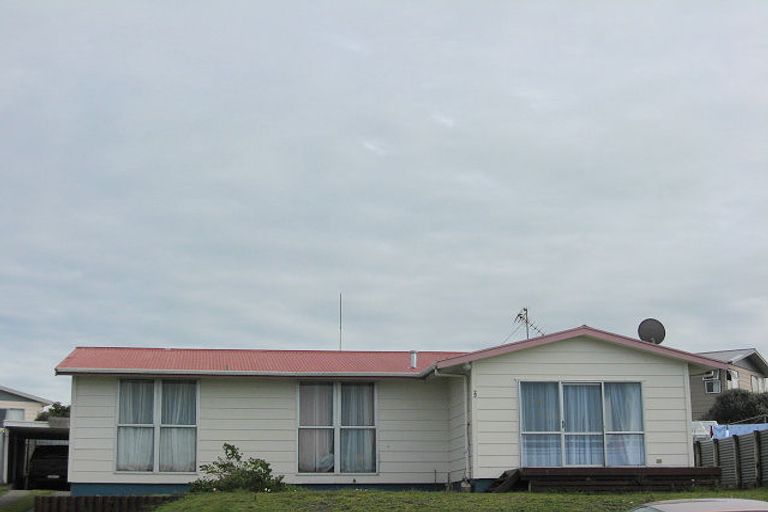 Photo of property in 22 Karyn Street, Castlecliff, Whanganui, 4501
