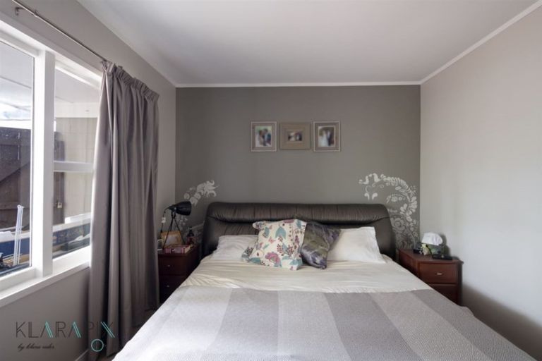 Photo of property in 1/1 Broadview Place, Howick, Auckland, 2014