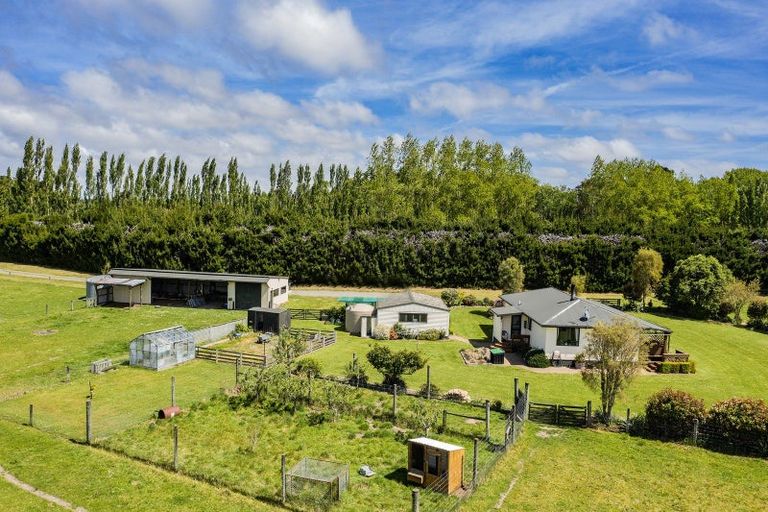 Photo of property in 238 Loburn Whiterock Road, Loburn, Rangiora, 7472