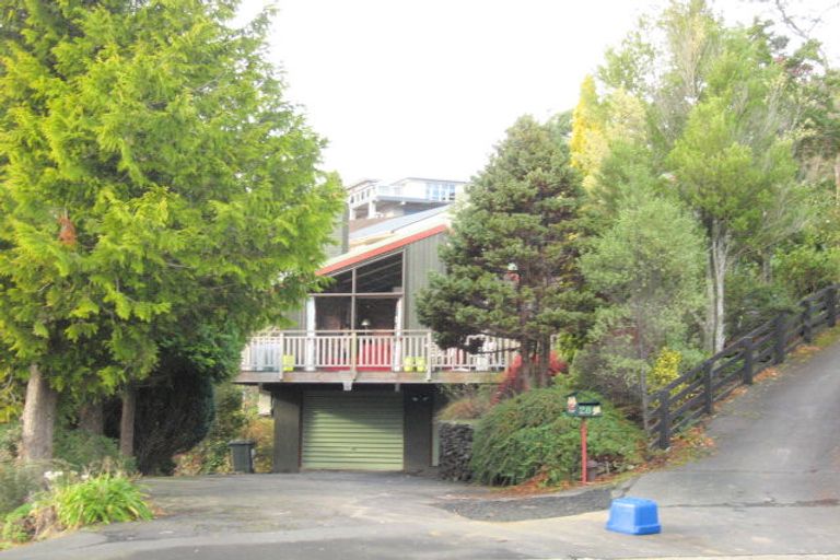 Photo of property in 28 Leary Street, Kenmure, Dunedin, 9011