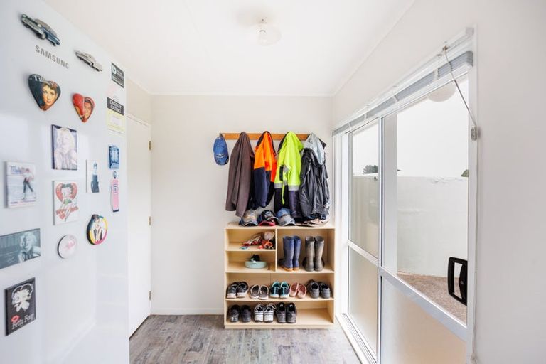 Photo of property in 125 Tutaki Road, Kelvin Grove, Palmerston North, 4470