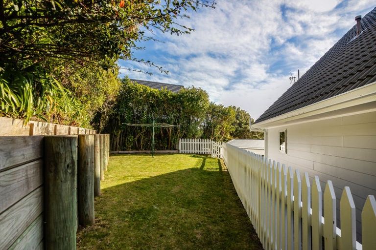 Photo of property in 1 Anaheim Place, Churton Park, Wellington, 6037