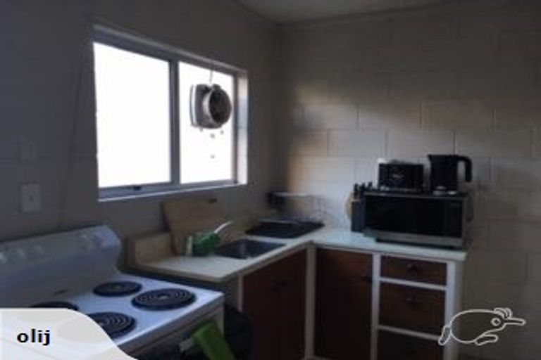 Photo of property in 3/129 Champion Street, Edgeware, Christchurch, 8013