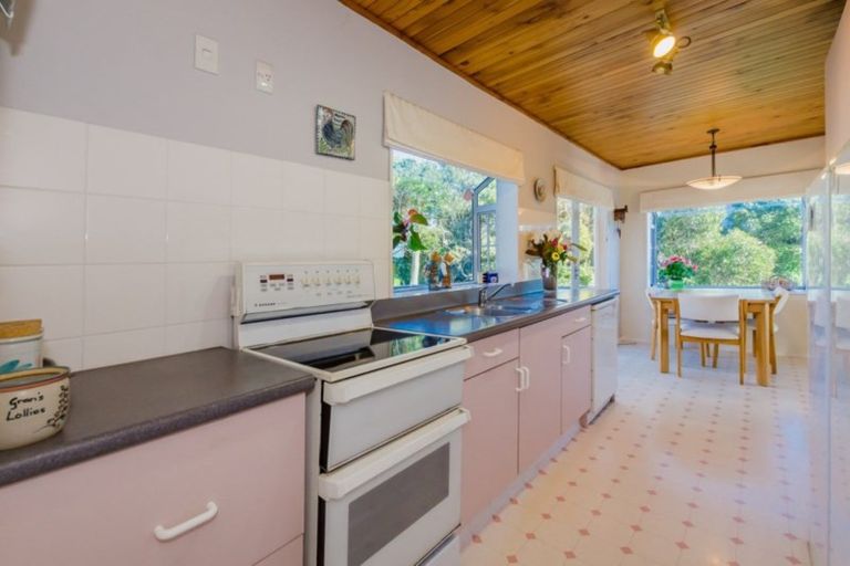 Photo of property in 10-10a Poplar Avenue, Raumati South, Paraparaumu, 5032