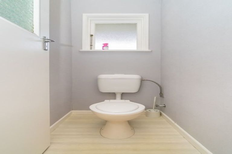 Photo of property in 131 Eglinton Road, Mornington, Dunedin, 9011