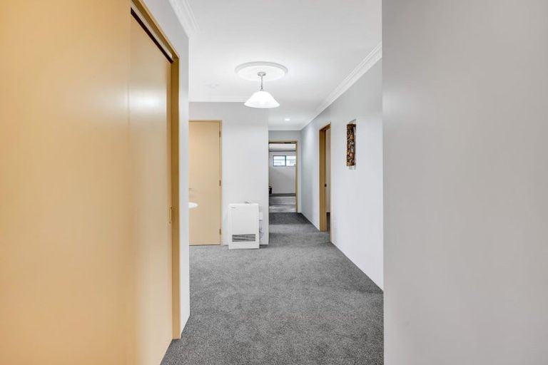 Photo of property in 21a Clemow Road, Fitzroy, New Plymouth, 4312