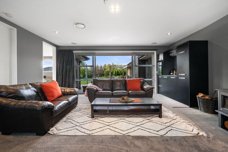 Photo of property in 19 Beaumont Drive, Rolleston, 7614